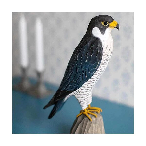 Slechtvalk In Lindenhout - Handgemaakt 4 Slechtvalk In Lindenhout - Handgemaakt - Afbeelding 2