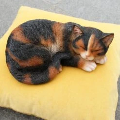 ESSCHERT DESIGN Kat Rustend - 3 Kleuren -Esschert Design Verkoopwinkel kat rustend 1559550617 1 600